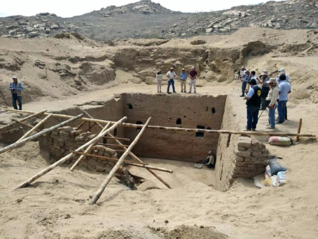 Archaeologists discover Incan tomb in Peru