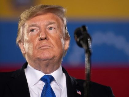 Trump tells Venezuela military to back Guaido or 'lose everything'