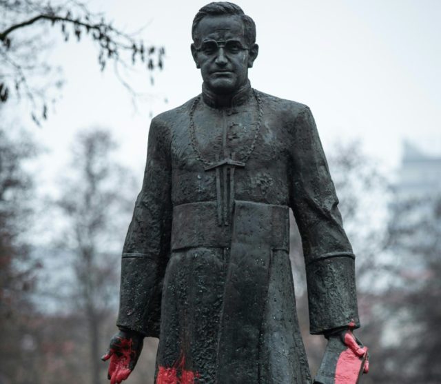 Activists topple statue of Polish priest accused of sex abuse