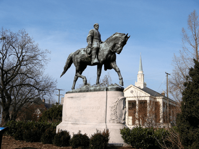 Robert E. Lee statue (Charlottesville, Virginia)