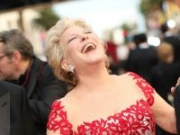 HOLLYWOOD, CA - MARCH 02: Actress Bette Midler (C) attends the Oscars at Hollywood & Highland Center on March 2, 2014 in Hollywood, California. (Photo by Christopher Polk/Getty Images)