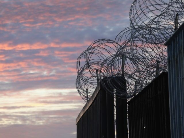 Concertina wire on U.S./Mexico border near Tijuana. (Photo: John Moore/Getty Images)