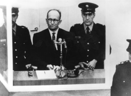 1961: Austrian Nazi war criminal Karl Adolf Eichmann (1906 - 1962) on trial in Jerusalem. (Photo by Central Press/Getty Images)
