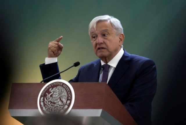 Mexican president denies communist past