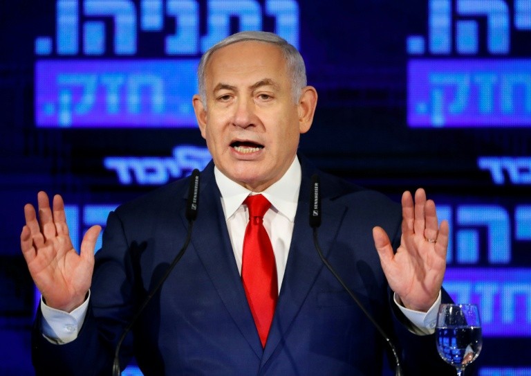 Under threat of indictment, Netanyahu enters campaign's final weeks