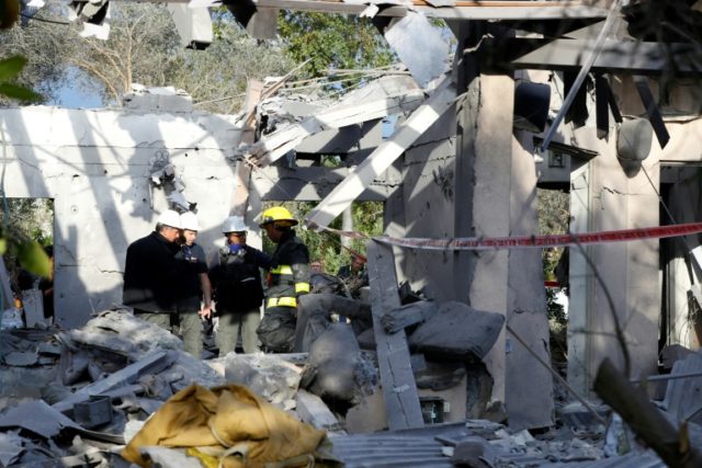 Rocket hits house north of Tel Aviv, Netanayhu to return home
