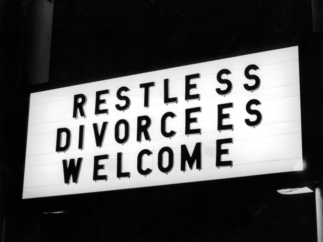 A view of a hotel sign in Reno, Nevada, famous for speedy divorces. Circa 1940.(Photo by E