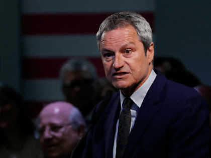 Gavin Esler, candidate of the new pro-EU political party, Change UK speaks at the launch of their European election campaign in Bristol on April 23, 2019. (Photo by Adrian DENNIS / AFP) (Photo credit should read ADRIAN DENNIS/AFP/Getty Images)