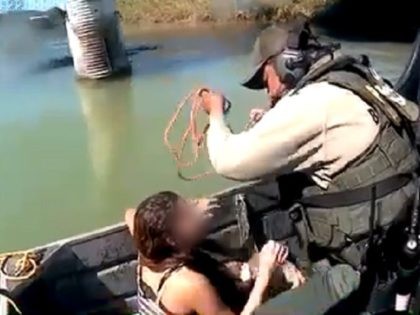 Migrant Teen Rescued from Rio Grande River. (Photo: U.S. Border Patrol/Del Rio Sector)