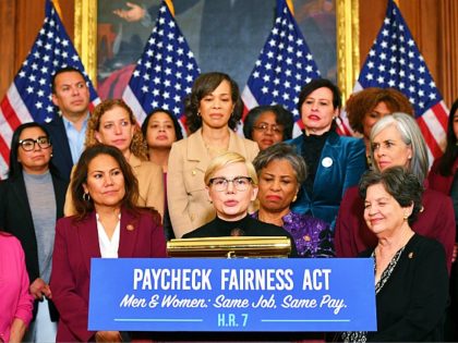 Actress Michelle Williams speaks at an event to celebrate the Paycheck Fairness Act on Equal Pay Day in the Rayburn Room of the US Capitol in Washington, DC on April 2, 2019. (Photo by MANDEL NGAN / AFP) (Photo credit should read MANDEL NGAN/AFP/Getty Images)