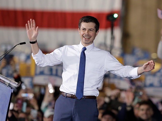 South Bend Mayor Pete Buttigieg announces that he will seek the Democratic presidential nomination during a rally, Sunday, April 14, 2019, in South Bend, Ind. (AP Photo/Darron Cummings)