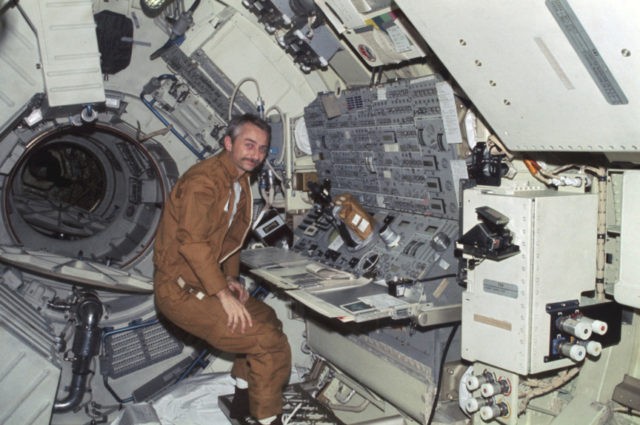 Obit Owen Garriott In this 1973 photo made available by NASA, astronaut Owen K. Garriott floats in front of the Apollo Telescope Mount console in the Multiple Docking Adapter of the Skylab space station in Earth orbit. The space agency said Garriott died at his home in Huntsville, Ala., on Monday, April 15. 2019. He was 88. (NASA via AP) The Associated Press