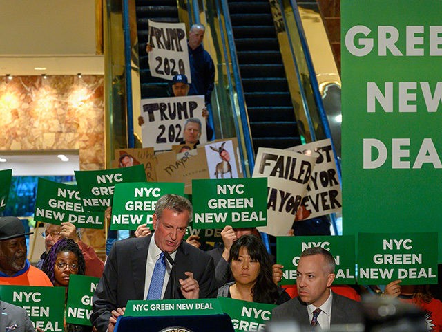 New York City Mayor Bill de Blasio speaks inside Trump Tower about the Green New Deal, serving notice to US President Donald Trump demanding more energy-efficient buildings, including Trump Tower, May 13, 2019 in New York. (Photo by Don Emmert / AFP) (Photo credit should read DON EMMERT/AFP/Getty Images)