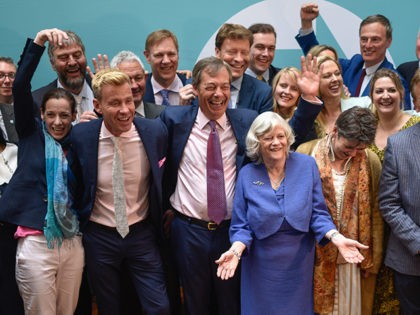 LONDON, ENGLAND - MAY 27: Brexit Party leader Nigel Farage poses with newly elected Brexit Party MEPs, including Annunziata Rees-Mogg, Dr David Bull (L) and Ann Widdecombe (R) at a Brexit Party event on May 27, 2019 in London, England. The Brexit party won 10 of the UK's 11 regions, …