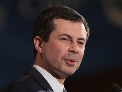 CHICAGO, ILLINOIS - MAY 16: Democratic presidential candidate and South Bend, Indiana Mayor Pete Buttigieg speaks to an overflow crowd during a luncheon hosted by the City Club of Chicago on May 16, 2019 in Chicago, Illinois. Buttigieg is one of more than 20 candidates seeking the Democratic nomination for …