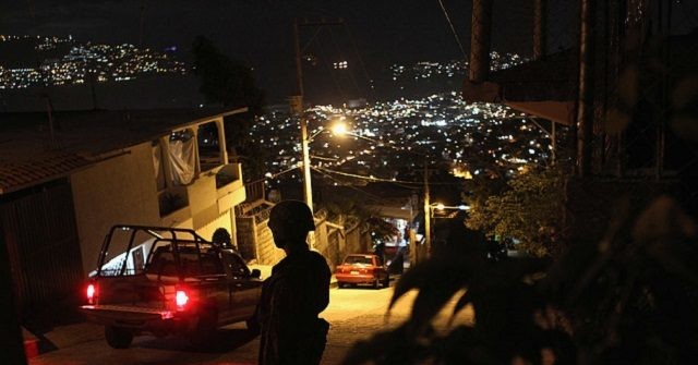 Multiple Bodies, Heads Dumped Along Mexican Highway near Acapulco