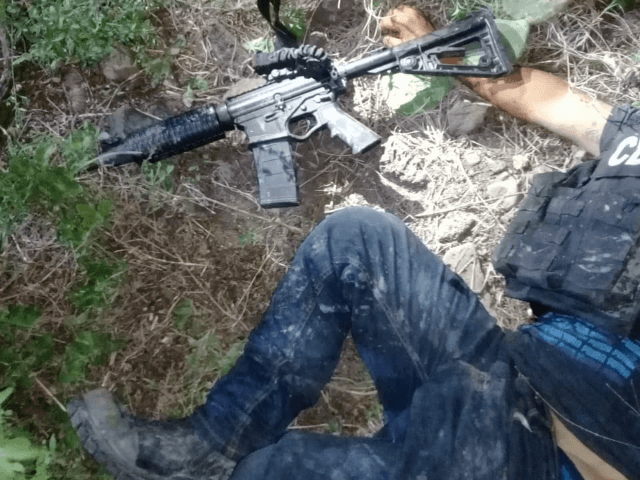 "9 MUERTOS": CONVOY ZETA "EMBOSCÓ y MATÓ" a COMANDANTE FEDERAL en TIROTEO en COAHUILA Los-Zetas-Shootout-2