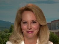 Η Valerie Plame ανακοινώνει την προσφορά του Κογκρέσου για το 2020 στο Νέο Μεξικό, αρνείται τον αντισημιτισμό παρά το Tweet