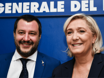 Italy's Interior Minister, Matteo Salvini (L) and leader of France's far-right National Ra