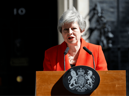Theresa May resigns Britain's Prime Minister Theresa May announces her resignation outside 10 Downing street in central London on May 24, 2019. - Beleaguered British Prime Minister Theresa May announced on Friday that she will resign on June 7, 2019 following a Conservative Party mutiny over her remaining in power. (Photo by Tolga …