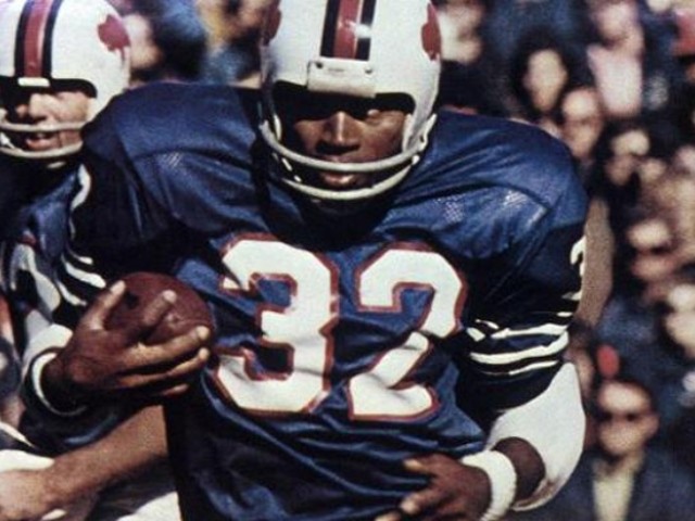 O.J. Simpson On Bills Giving Away His #32 Jersey, 'Fine With Me'