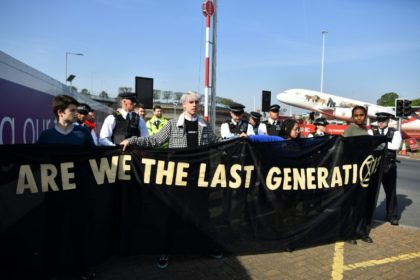 Heathrow campaigners lose court case against expansion