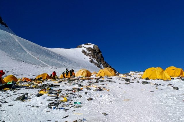 Three tonnes of rubbish collected from Everest