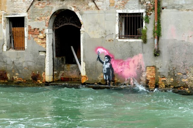 Banksy in Venice? New work appears and perhaps the artist himself