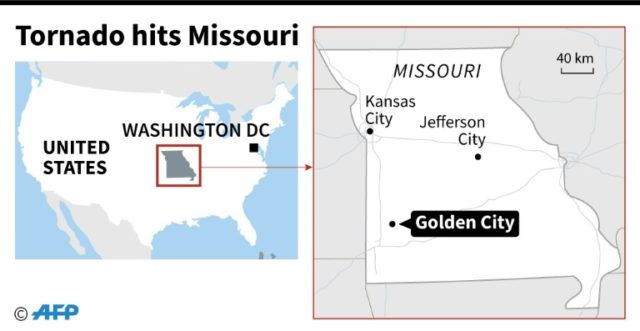 Tornado strike kills three in Missouri