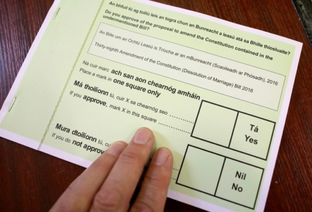 Ireland votes overwhelmingly to relax strict divorce law