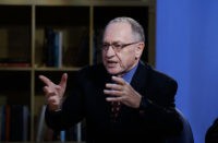 NEW YORK, NY - FEBRUARY 03: Alan Dershowitz attends Hulu Presents "Triumph's Election Special" produced by Funny Or Die at NEP Studios on February 3, 2016 in New York City. (Photo by John Lamparski/Getty Images for Hulu)