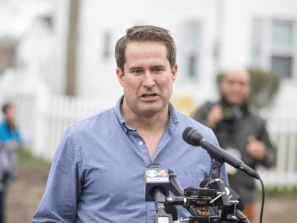 Austin - Democratic presidential candidate Rep. Seth Moulton (D-MA) speaks to media before