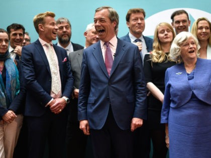 LONDON, ENGLAND - MAY 27: Brexit Party leader Nigel Farage speaks to the media as he stands with newly elected Brexit Party MEPs, including Annunziata Rees-Mogg (L), Dr David Bull (2nd L) and Ann Widdecombe (R) at a Brexit Party event on May 27, 2019 in London, England. The Brexit …