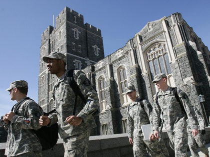 West Point, UNITED STATES: US Army cadets make their way through campus 30 March 2007 at t