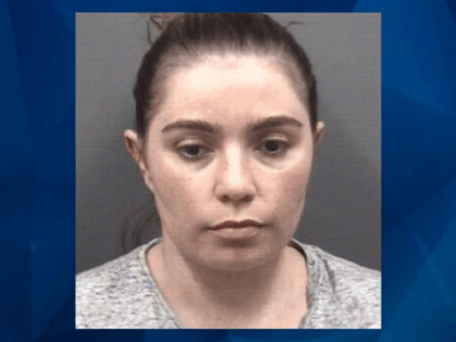 31-year-old Jaymee Cruz is accused of contaminating a drink she expected to be consumed by the 34-year-old victim. Investigators believe she used eye drops after being inspired by a scene in the comedy film “Wedding Crashers.”
