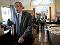 CHEVY CHASE, MARYLAND - SEPTEMBER 26: Sen. Jeff Merkley (D-OR) speaks with reporters about an injunction he is seeking in federal court to stop the U.S. Senate from voting on Supreme Court nominee Brett Kavanaugh's nomination on September 24, 2018 in Washington, DC. (Photo by Win McNamee/Getty Images)
