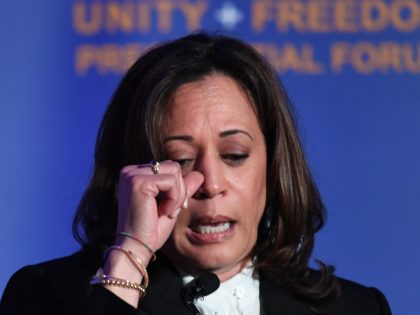 Democratic presidential candidate Kamala Harris addresses Immigrant-rights organizations at the 'Unity Freedom Presidential Forum' in Pasedena, California on May 31, 2019. - Democratic presidential contenders, Kamala Harris, Bernie Sanders, former US Secretary of Housing and Urban Development Julian Castro and Washington Gov. Jay Inslee attended the event. (Photo by Mark …