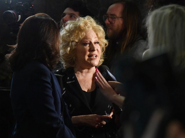 Honoree, singer and actress Bette Midler attends Variety's Power Of Women: New York p