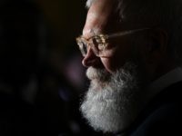 Honoree David Letterman does an interview at the 20th Annual Mark Twain Prize for American Humor at the Kennedy Center in Washington, DC, on October 22, 2017. / AFP PHOTO / ANDREW CABALLERO-REYNOLDS (Photo credit should read ANDREW CABALLERO-REYNOLDS/AFP/Getty Images)