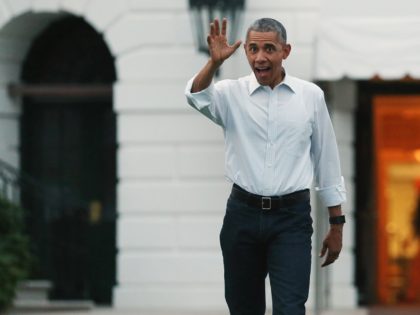 WASHINGTON, DC - JUNE 30: (AFP OUT) U.S. President Barack Obama and first lady Michelle Ob