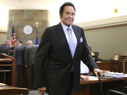 Wayne Newton leaves the courtroom after testifying as a witness in the State of Nevada cas