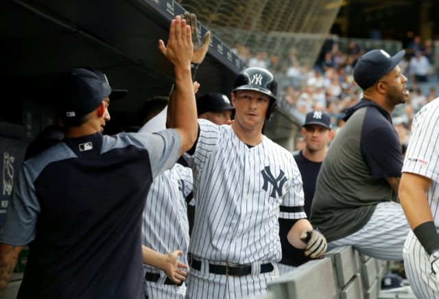 Yankees set record with homer in 28th straight game