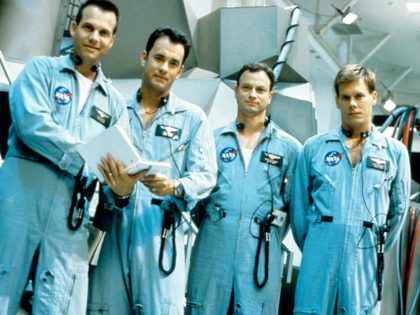 Kevin Bacon, Tom Hanks, Bill Paxton, and Gary Sinise in Apollo 13 (Universal Pictures, 1995)