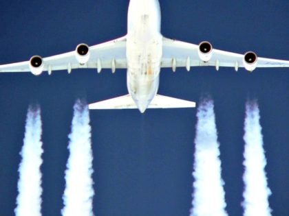 Emissions from Boeing B 747 (pictured) contain a mixture of pollutants (carbon dioxide, carbon monoxide, nitrogen oxides, methane, sulfates), soot and water vapor. The latter forms icy contrail clouds. Photo by JOKER/Hady Khandani/ullstein bild via Getty Images)