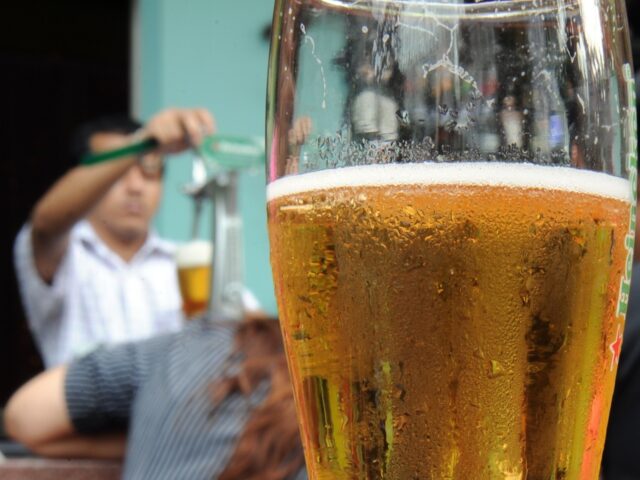 Report: Possible Beer Shortage as Inflation Troubles Americans - Vimarsana News