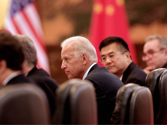 BEIJING, CHINA - AUGUST 18: U.S. Vice President Joe Biden (C) attends a bilaterial meeting inside the Great Hall of the People on August 18, 2011 in Beijing, China. Biden will visit China, Mongolia and Japan from August 17-25. (Photo by Lintao Zhang/Getty Images)