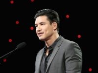 BEVERLY HILLS, CA - SEPTEMBER 07: Mario Lopez speaks onstage during The Brent Shapiro Foundation Summer Spectacular at The Beverly Hilton Hotel on September 7, 2018 in Beverly Hills, California. (Photo by Rachel Murray/Getty Images for The Brent Shapiro Foundation)