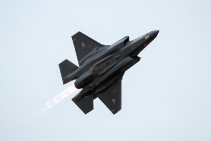 Netanyahu warns Israel's jets 'can reach' Iran