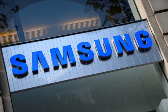 Samsung Electronics Q2 net profit slumps 53%