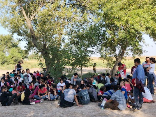 Rio Grande Valley Sector Border Patrol agents apprehend a group of 146 Central American mi
